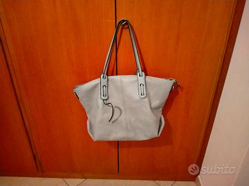 borsa color azzurro ghiaccio 