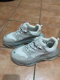 Balenciaga Triple S bianche