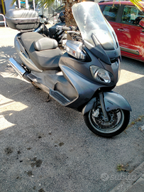 Suzuki Burgman 650 executive