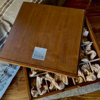 Scacchiera THUN in ceramica con supporto in legno