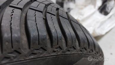 Pneumatico Pirelli all season 225/50/18 gomme auto