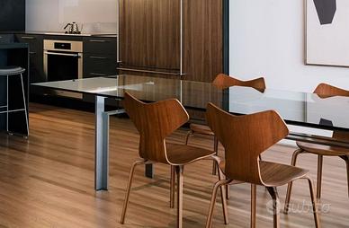 Tavolo di Scarpa modello Doge in acciaio e vetro