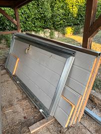 Parete prefabbricata con porta