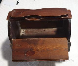 Cassetta Sciuscià - per la pulizia delle scarpe,