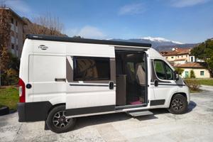 Camper Van Carado CV 600 Pro
