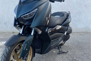 Yamaha X-max 300 tech max , giugno 2022 .