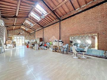 CAPANNONE A PONTEDERA