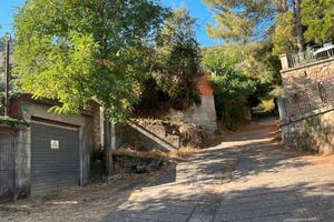 Guspini- Terreno Agricolo con locale C2