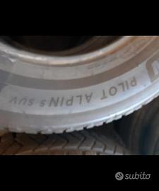 Michelin invernali SUV 235/65 17