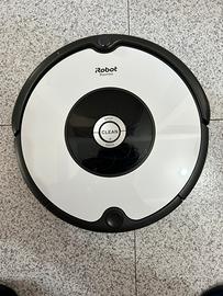 Roomba 605 robot aspirapolvere.