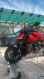 Ducati Streetfighter V2 Depo