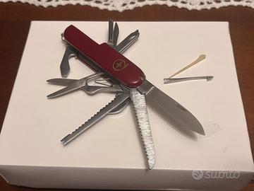 Coltellino svizzero vintage con 12 utensili
