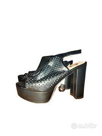 Sandali estivi neri con plateau taglia 36