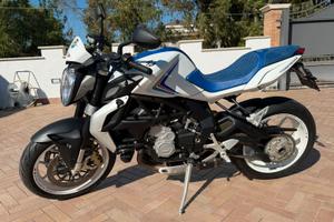 MV AGUSTA BRUTALE 800