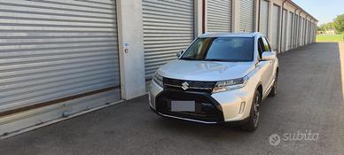Suzuki Vitara Top Allgrip, Luglio 2024, grigio me