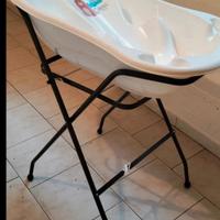 vaschetta per neonati con riduttore  per doccia 