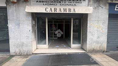 NEGOZIO A MESSINA