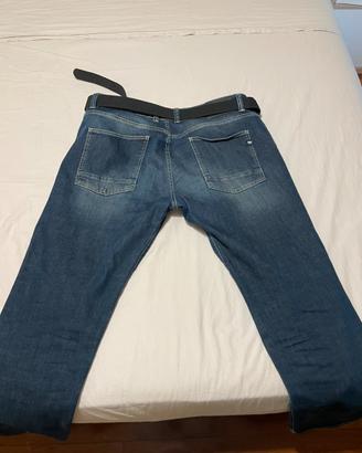 Pantaloni jeans da moto con protezioni