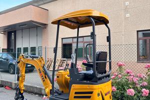 ESCAVATORE COMPATTO HY12G3 con motore KUBOTA