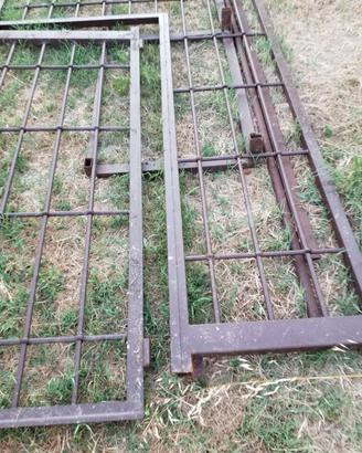Cancello in  in ferro