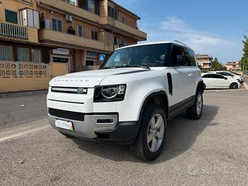 Land Rover Defender 90 HSE 250 CV