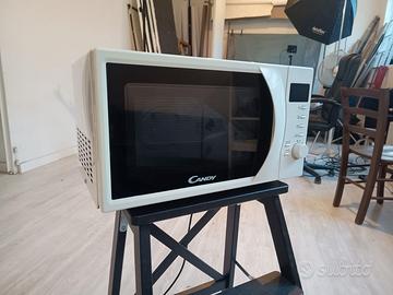 Forno microomnde Candy