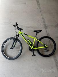 Mountain Bike Rockrider 24” rigenerata con cambio