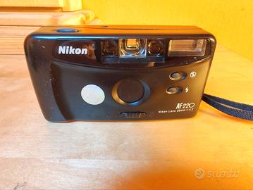 Nikon AF220 fotocamera vintage