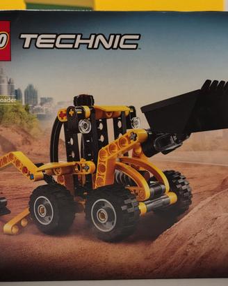 LEGO Technic 42197 Backhoe Loader – Nuovo