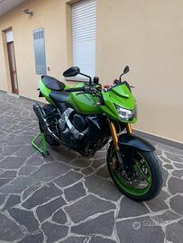 Kawasaki Z750 A2 depotenziata a libretto