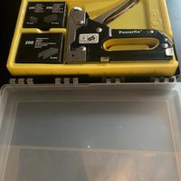 Spillatrice per tappezzeria