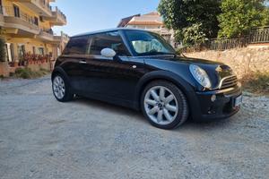 MINI COOPER 1.6 