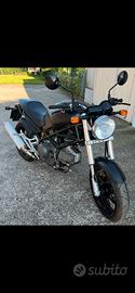 DUCATI MONSTER 600
