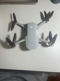 Drone DJI Mini SE - Full Set con accessori