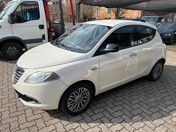 Lancia Ypsilon 5 Porte Ypsilon 1.2 8v Platinum 69c