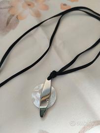 collana con pendente in madreperla Moby 