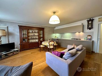 RECENTE APPARTAMENTO BICAMERE E BISERVIZI