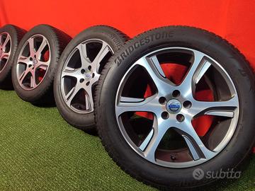 Cerchi Volvo XC70 XC60 XC40 Gomme Invern 235 55 18