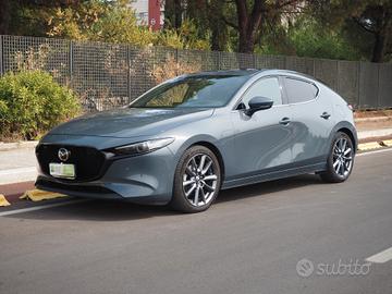 Mazda 3 Mazda3 1.8L Skyactiv-D Exceed