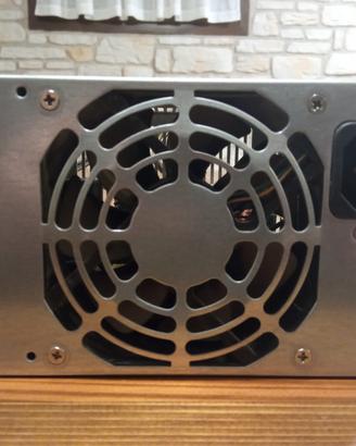 Alimentatore PC desktop HP 320 Watt.