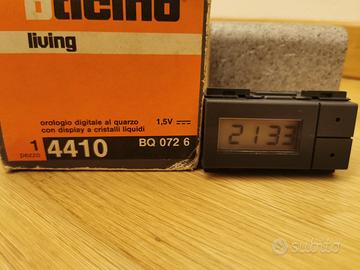 BTICINO LIVING CLASSIC Orologio Digitale 4410