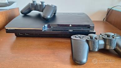 playstation 3 con due controller 