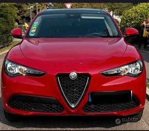 Alfa Romeo Stelvio 2.0 Turbo 200 CV AT8 Q4 Busines