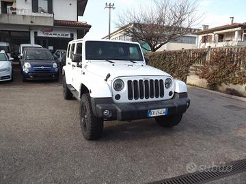 Jeep Wrangler Unlimited 2.8 CRD DPF Sahara Auto