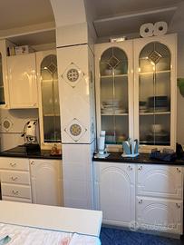 Cucina angolare completa di elettrodomestici