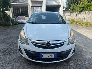 Opel corsa anno 2011 1.3 mtj euro 5