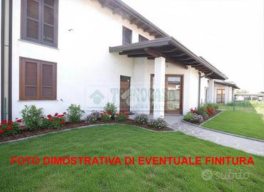 VILLA A SCHIERA A ROCCAFRANCA