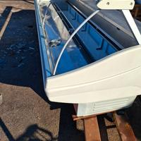 Banco Formaggi e salumi.