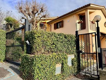 Villa di 132 m² con 5 locali a Trevignano Romano