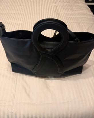 Borsa Roberta di Camerino nera grande con tracolla